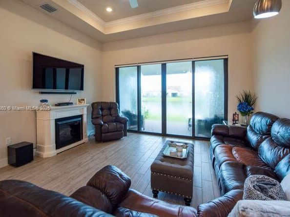 7637 S Blue Spring Dr 7637, Parkland FL 33067