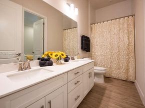 7637 S Blue Spring Dr 7637, Parkland FL 33067