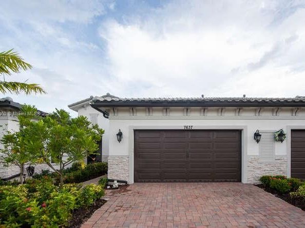 7637 S Blue Spring Dr 7637, Parkland FL 33067