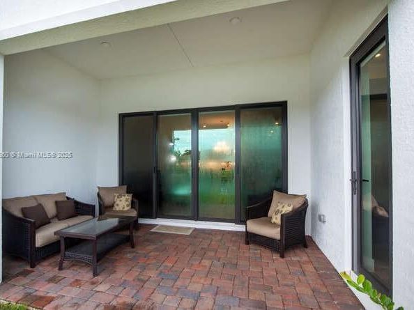 7637 S Blue Spring Dr 7637, Parkland FL 33067