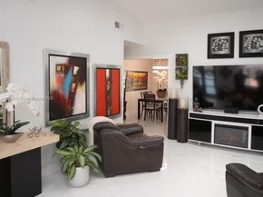 15076 SW 63rd Ter, Miami FL 33193