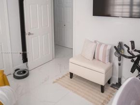 15076 SW 63rd Ter, Miami FL 33193