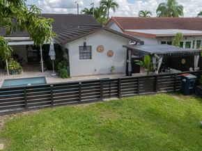 15076 SW 63rd Ter, Miami FL 33193