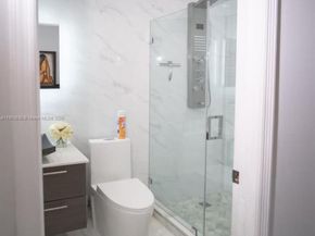 15076 SW 63rd Ter, Miami FL 33193