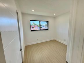 4111 NW 192nd St, Miami Gardens FL 33055