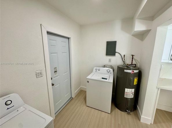 4111 NW 192nd St, Miami Gardens FL 33055