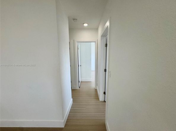 4111 NW 192nd St, Miami Gardens FL 33055