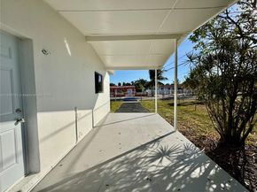 4111 NW 192nd St, Miami Gardens FL 33055