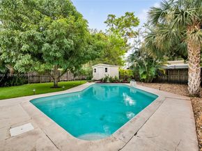 1512 SW 24th St, Fort Lauderdale FL 33315