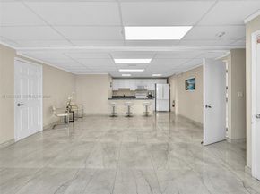 3601 NE 170th St 301, North Miami Beach FL 33160