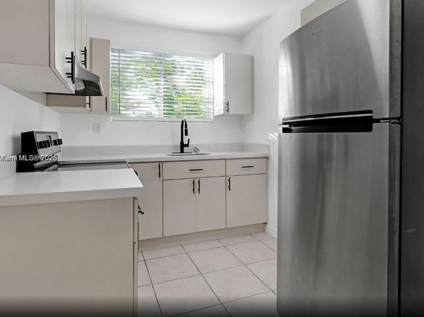 121 NE 55th St, Miami FL 33137