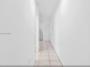 121 NE 55th St, Miami FL 33137