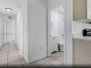 121 NE 55th St, Miami FL 33137