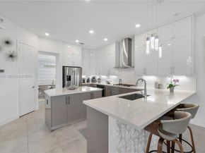 10585 Cobalt Ct, Parkland FL 33076