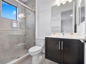 10585 Cobalt Ct, Parkland FL 33076