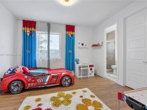 10585 Cobalt Ct, Parkland FL 33076