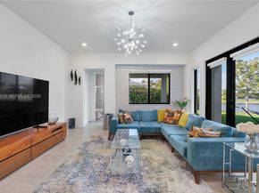 10585 Cobalt Ct, Parkland FL 33076