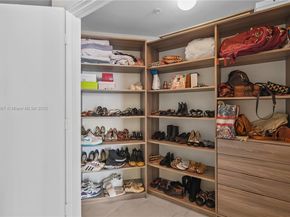 17111 Biscayne Blvd 1805, North Miami Beach FL 33160