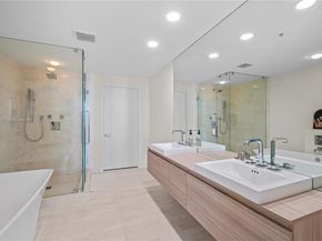 17111 Biscayne Blvd 1805, North Miami Beach FL 33160