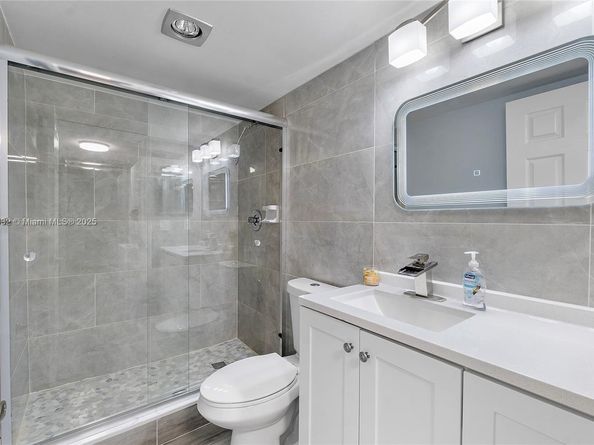 8821 NW 38th Dr 103A, Coral Springs FL 33065