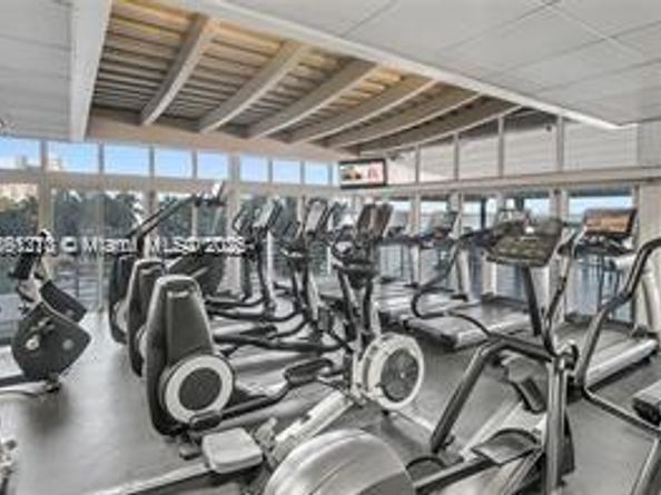 1717 N Bayshore Dr A2131, Miami FL 33132