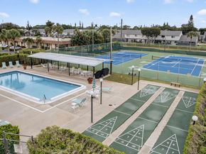 5800 W Fernley Dr Drive W 38, West Palm Beach FL 33415