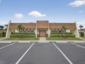 5800 W Fernley Dr Drive W 38, West Palm Beach FL 33415