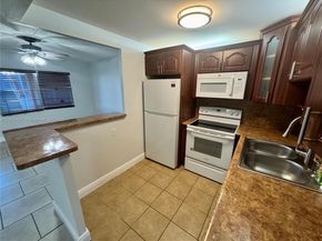 1011 Westbury F 1011, Deerfield Beach FL 33442
