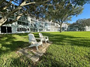 1011 Westbury F 1011, Deerfield Beach FL 33442