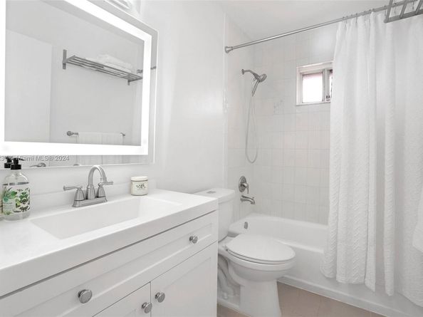 740 Bird Rd, Coral Gables FL 33146