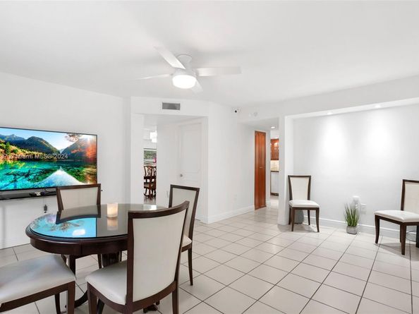 740 Bird Rd, Coral Gables FL 33146