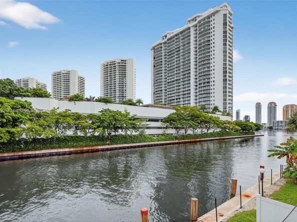 3745 NE 171st St 57, North Miami Beach FL 33160