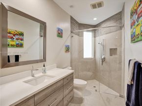 2512 Princeton Court, Weston FL 33327