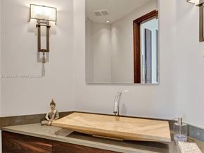 2512 Princeton Court, Weston FL 33327