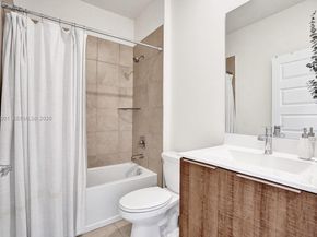 4725 NW 85th Ave 38, Doral FL 33166