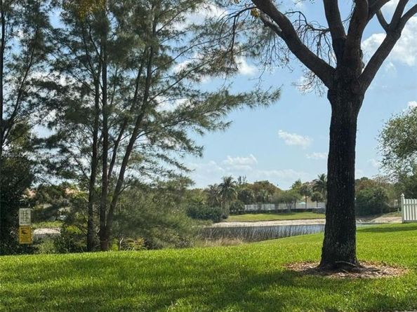 1211 Imperial Lake Rd, West Palm Beach FL 33413