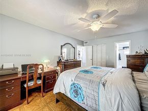 5001 NW 34th St 205, Lauderdale Lakes FL 33319