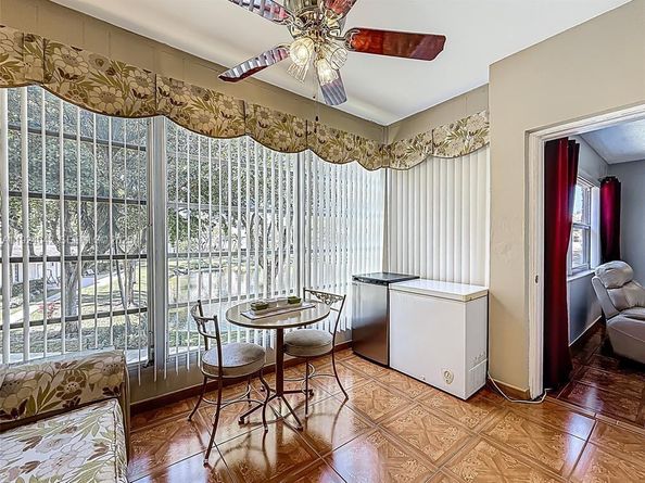 5001 NW 34th St 205, Lauderdale Lakes FL 33319