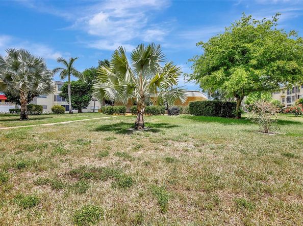 4441 NW 16th St J108, Lauderhill FL 33313