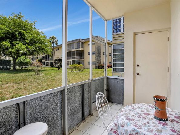 4441 NW 16th St J108, Lauderhill FL 33313