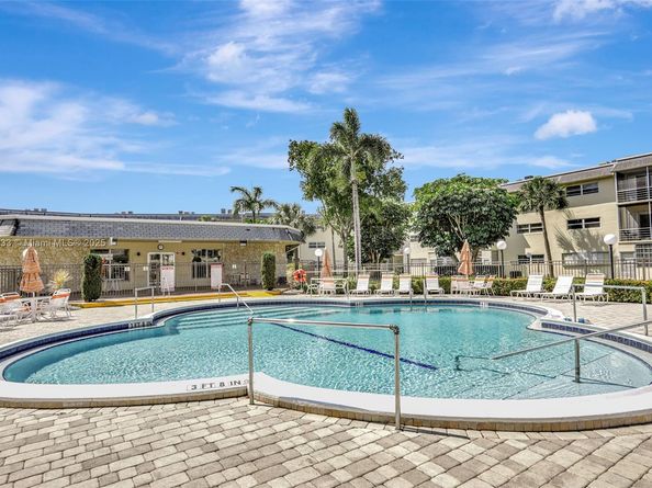 4441 NW 16th St J108, Lauderhill FL 33313