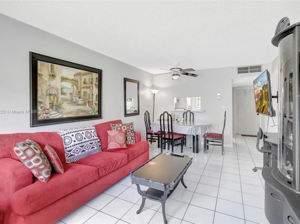 4441 NW 16th St J108, Lauderhill FL 33313