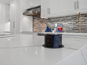 2895 NE 32nd St 107, Fort Lauderdale FL 33306