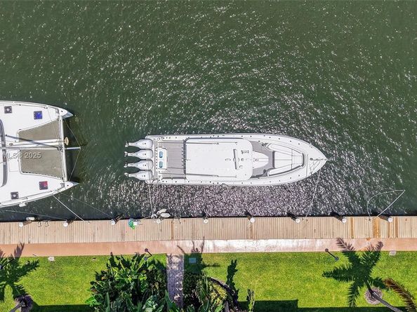 2895 NE 32nd St 107, Fort Lauderdale FL 33306