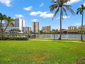 2895 NE 32nd St 107, Fort Lauderdale FL 33306