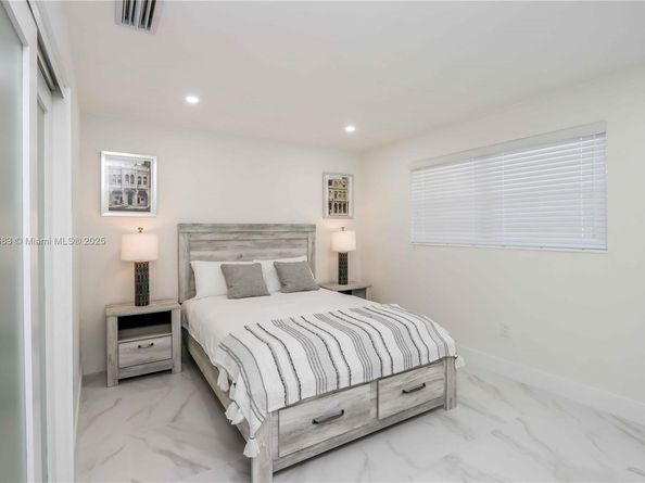 1030 SW 10th Ave, Miami FL 33130