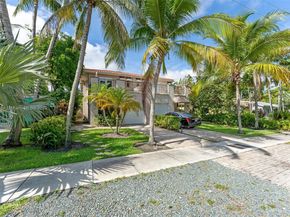 704 SW 16th St, Fort Lauderdale FL 33315