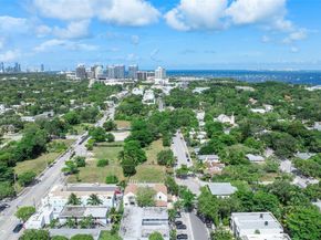 3615 Thomas Ave 16, Miami FL 33133