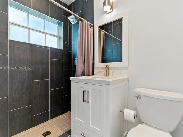3615 Thomas Ave 16, Miami FL 33133