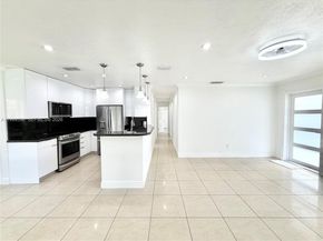 3250 SW 72 Ct, Miami FL 33155